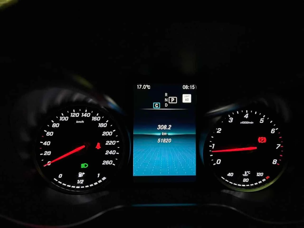 Mercedes-Benz GLC 300 * CARFAX * Дистроник * Подгрев * , снимка 8 - Автомобили и джипове - 54241135