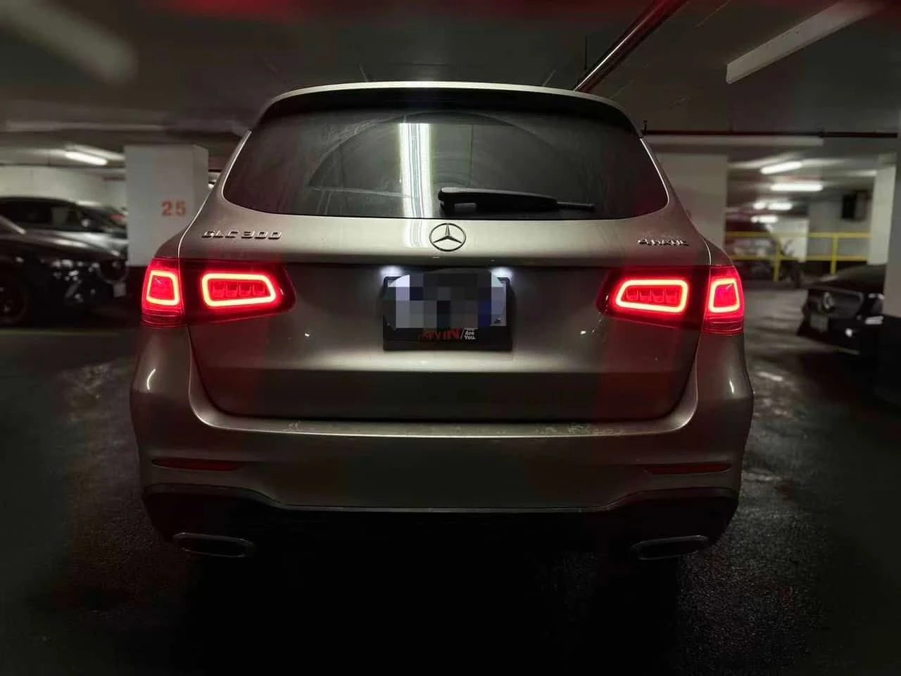 Mercedes-Benz GLC 300 * CARFAX * Дистроник * Подгрев * , снимка 4 - Автомобили и джипове - 54241135