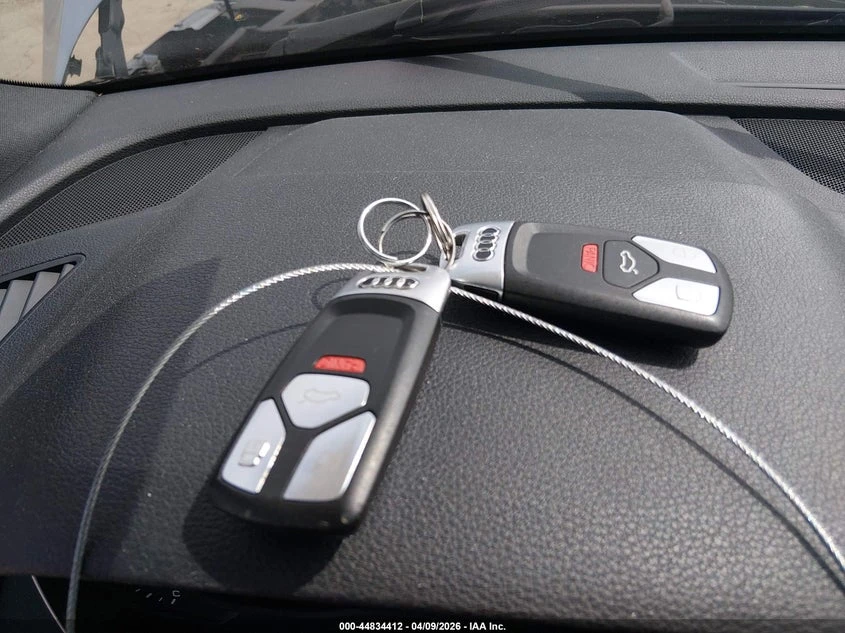 Audi Q5 2.0l 2.0T Premium/2.0T Tech Premium, снимка 11 - Автомобили и джипове - 54351451