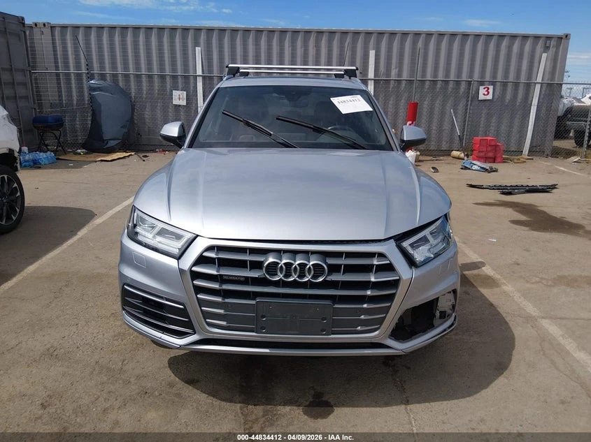 Audi Q5 2.0l 2.0T Premium/2.0T Tech Premium, снимка 13 - Автомобили и джипове - 54351451