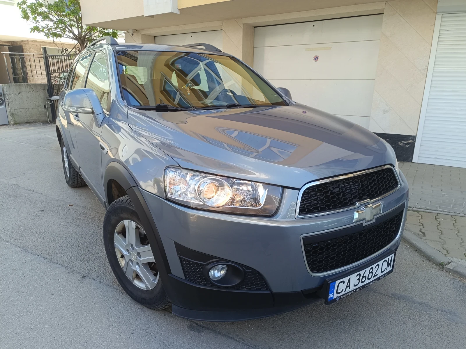 Chevrolet Captiva 2.2 D, снимка 3 - Автомобили и джипове - 54596214