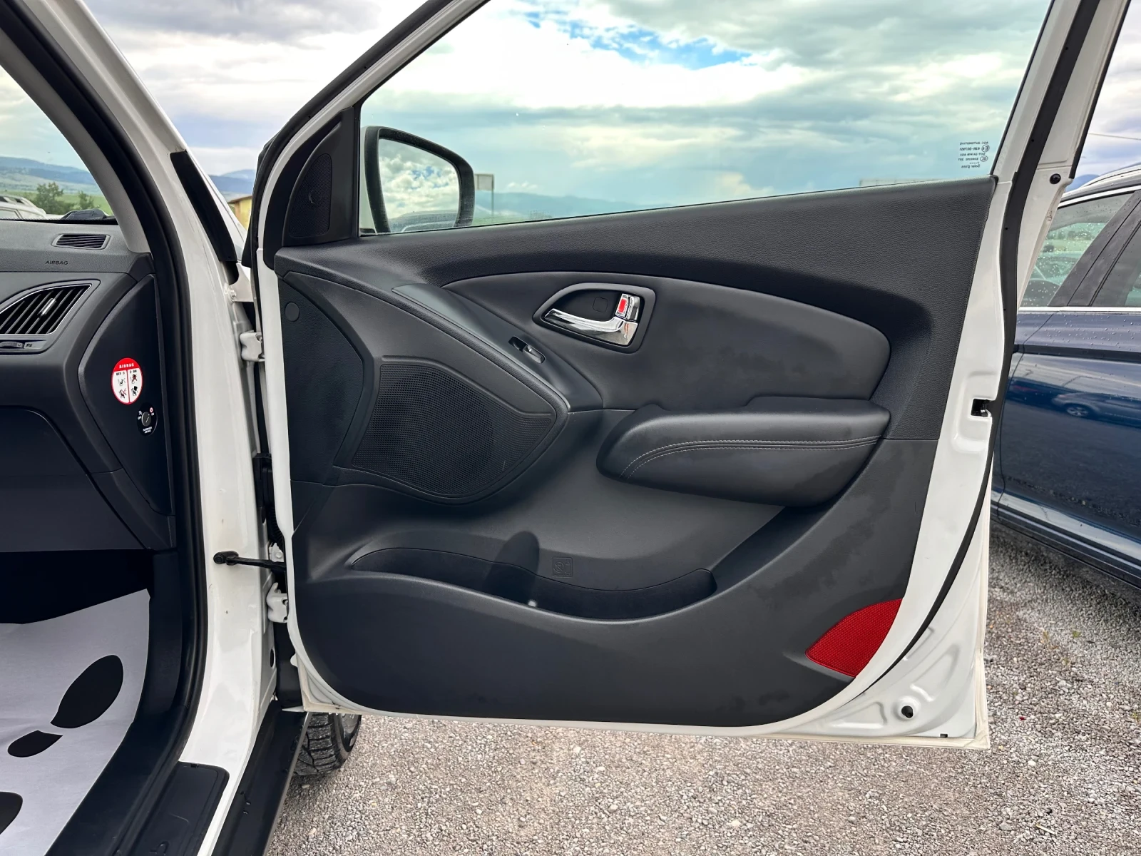 Hyundai IX35 2.0CRDI-4X4-����-�������-�������� �������-��� | Mobile.bg � ����������� 14