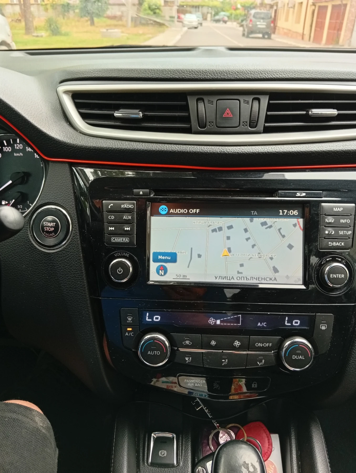 Nissan Qashqai, снимка 4 - Автомобили и джипове - 54989728