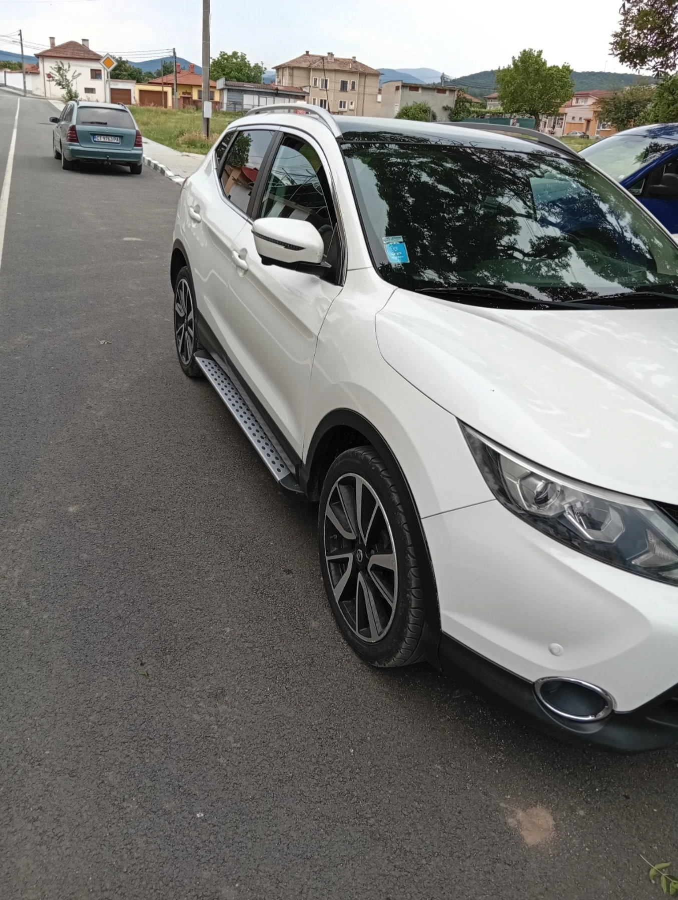 Nissan Qashqai, снимка 9 - Автомобили и джипове - 54989728
