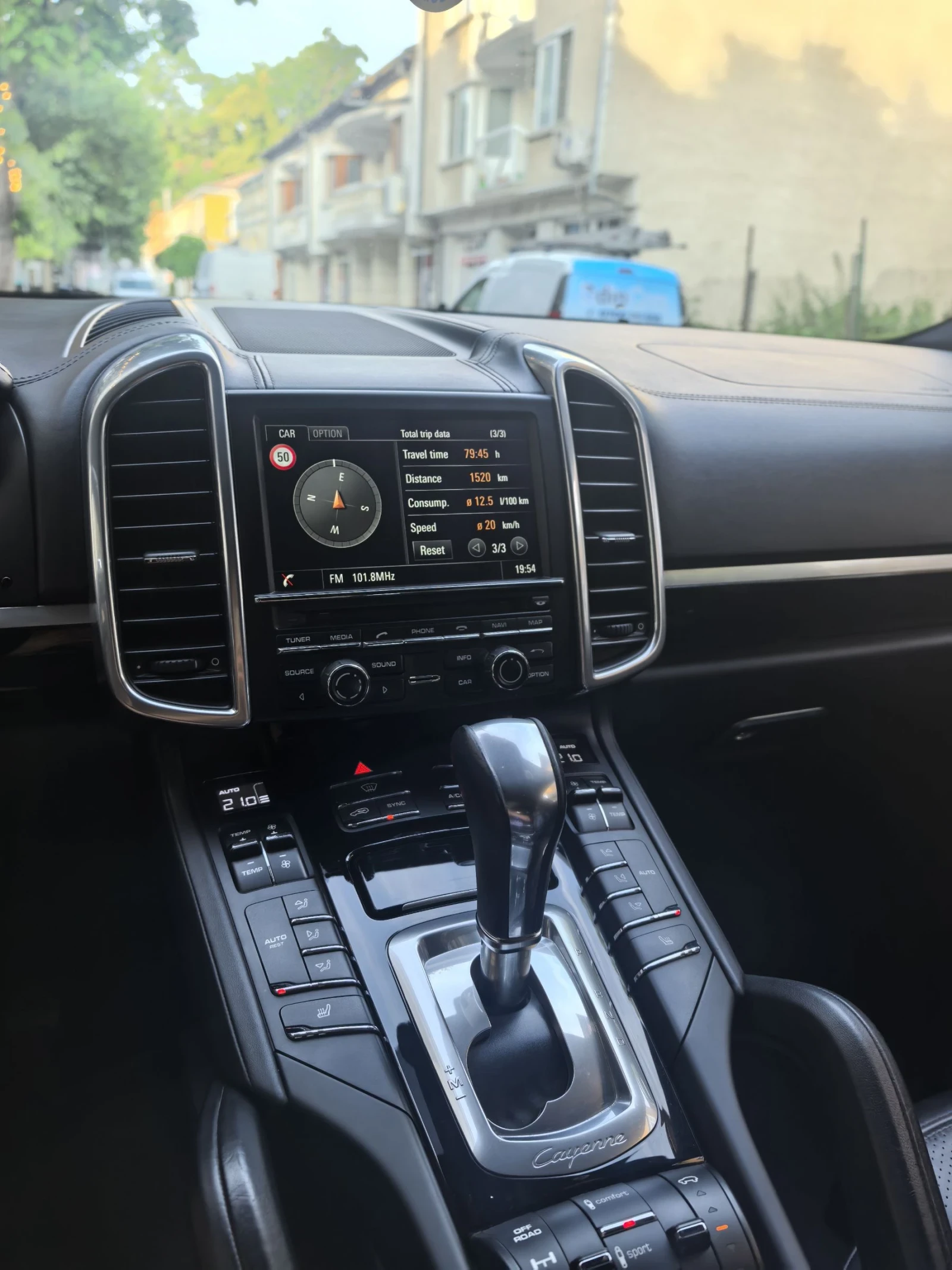 Porsche Cayenne, снимка 9 - Автомобили и джипове - 55070547
