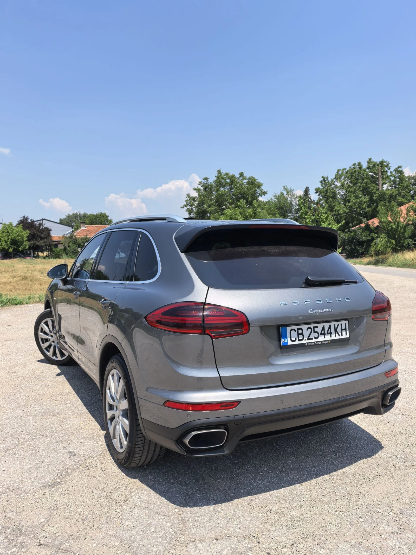 Porsche Cayenne, снимка 2 - Автомобили и джипове - 55070547