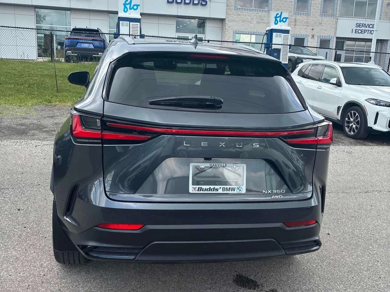 Lexus NX 350 * ДИСТРОНИК * ОБДУХВАНЕ * ОТ ПРЕДСТАВИТЕЛСТВО , снимка 4 - Автомобили и джипове - 55074106