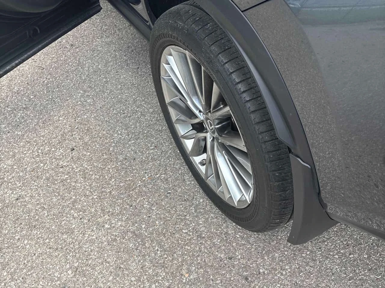 Lexus NX 350 * ДИСТРОНИК * ОБДУХВАНЕ * ОТ ПРЕДСТАВИТЕЛСТВО , снимка 12 - Автомобили и джипове - 55074106