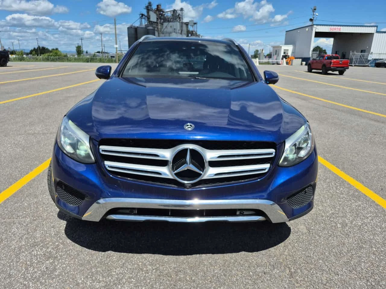 Mercedes-Benz GLC 300  CARFAX * ОПЦИЯ ЗА ФИНАНСИРАНЕ, снимка 6 - Автомобили и джипове - 55318388