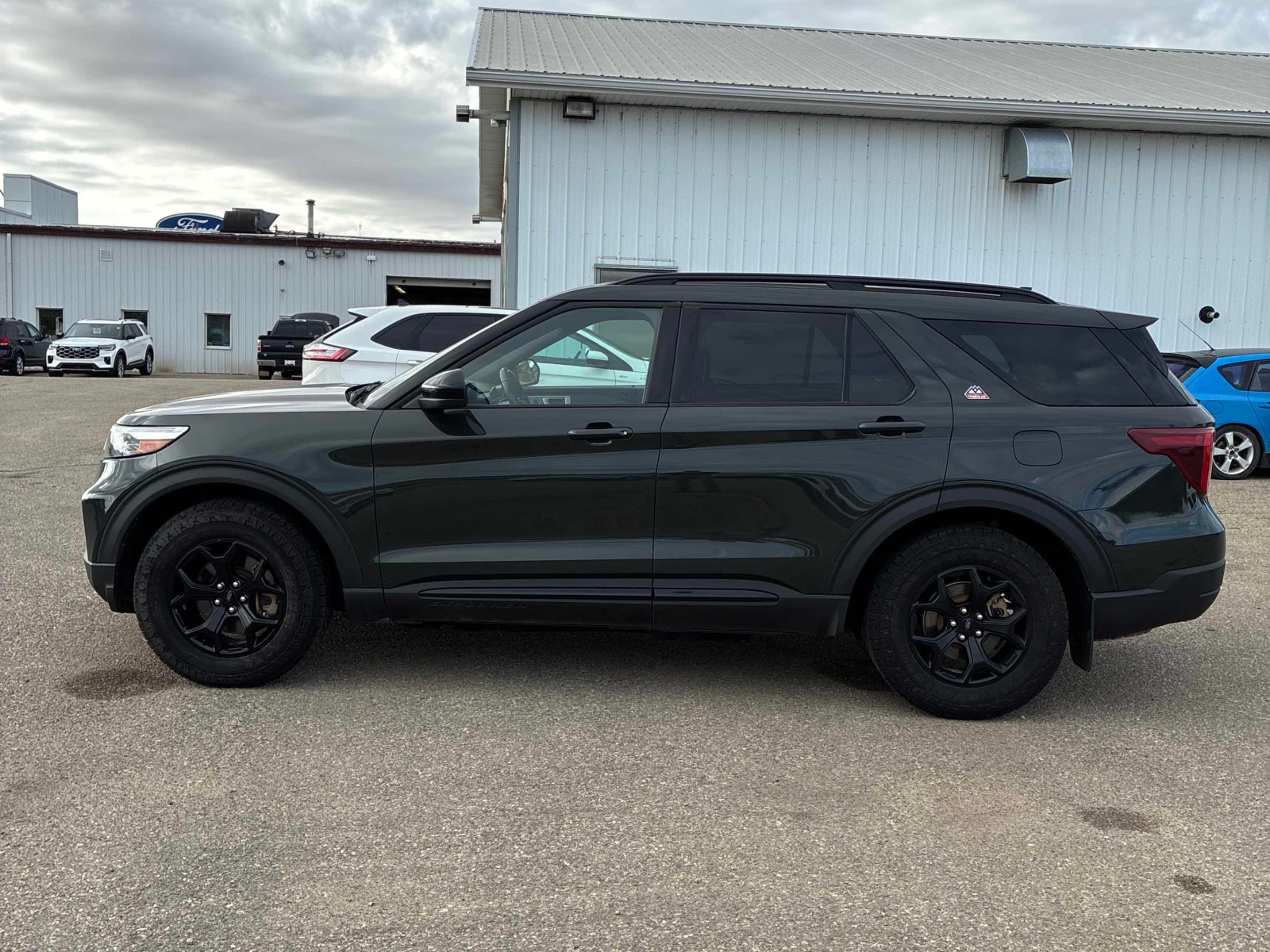Ford Explorer * Timberline * АВТОКРЕДИТ БЕЗ ПЪРВОНАЧАЛНА ВНОСКА*, снимка 2 - Автомобили и джипове - 56115248