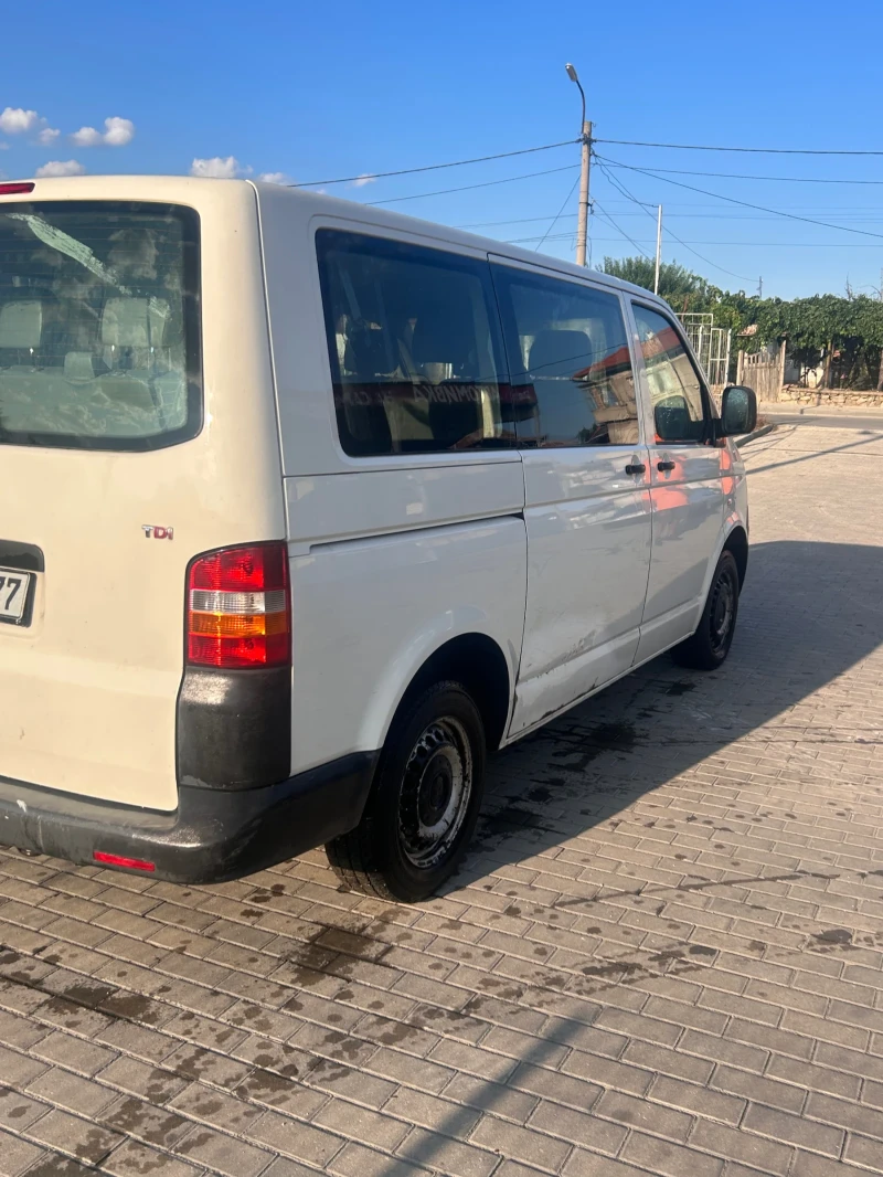 VW T5, снимка 5 - Бусове и автобуси - 47243772