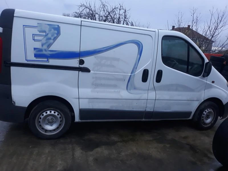 Opel Vivaro 2.0 90k.c., снимка 7 - Бусове и автобуси - 35062108