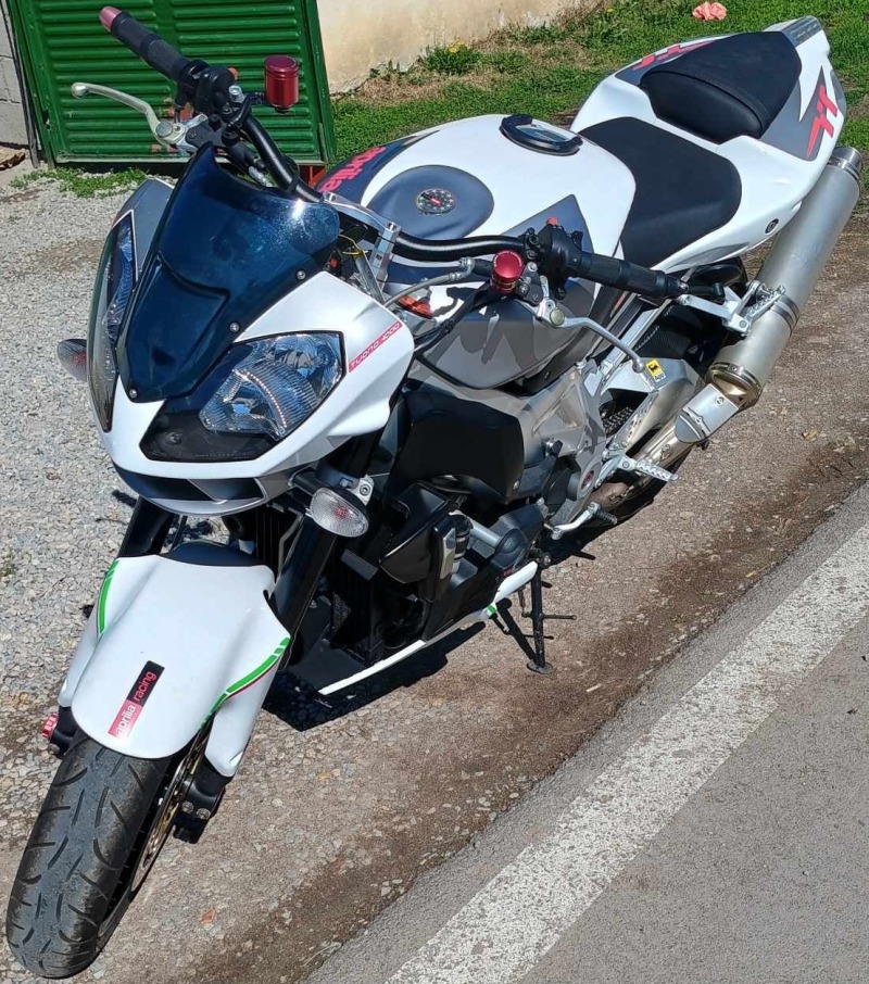 Aprilia Tuono 1000 R, снимка 4 - Мотоциклети и мототехника - 44950028