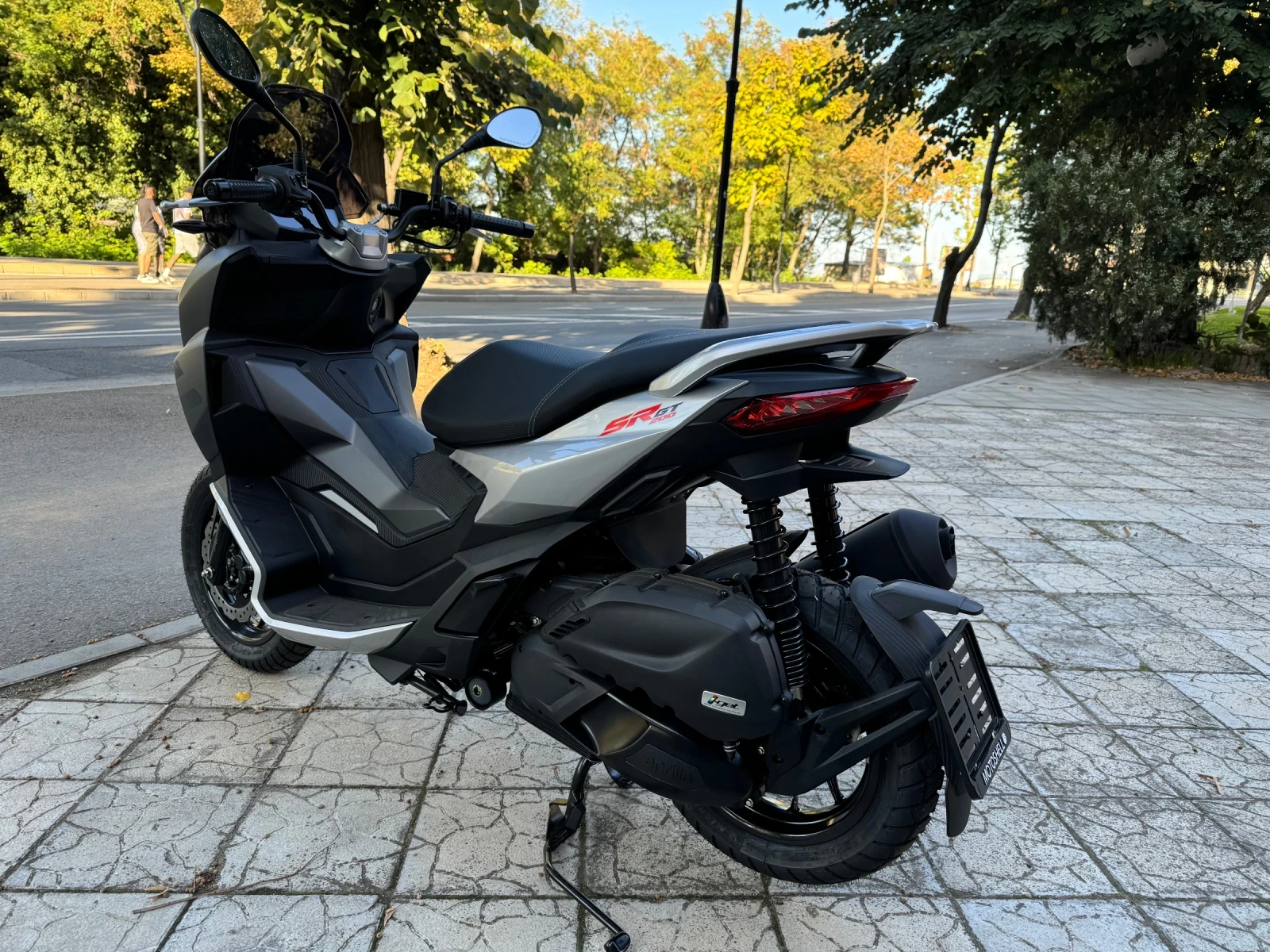 Aprilia Sr GT 200 Grey - изображение 6