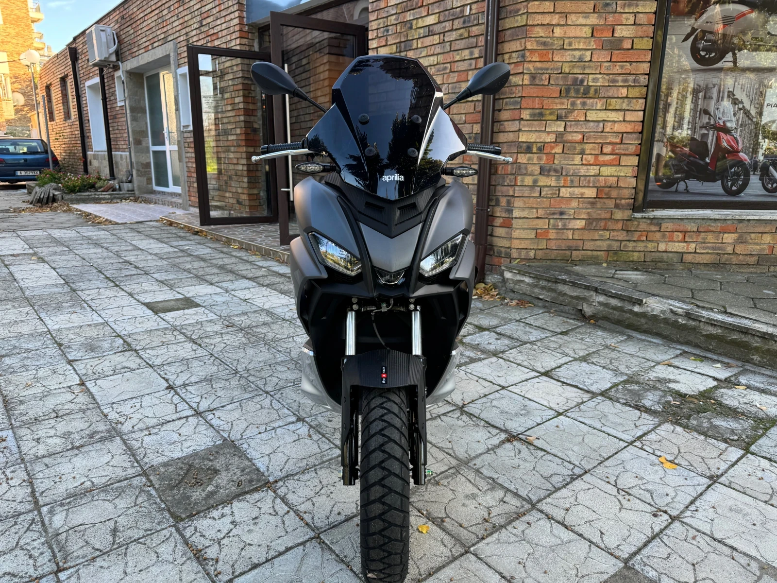 Aprilia Sr GT 200 Grey - изображение 9