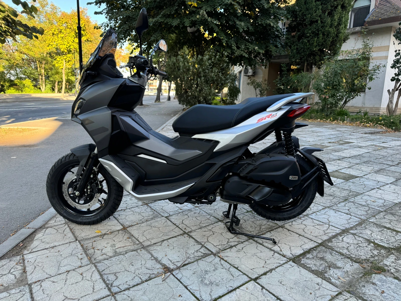 Aprilia Sr GT 200 Grey - изображение 7