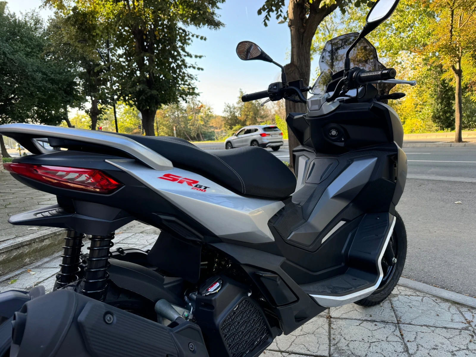 Aprilia Sr GT 200 Grey - изображение 10