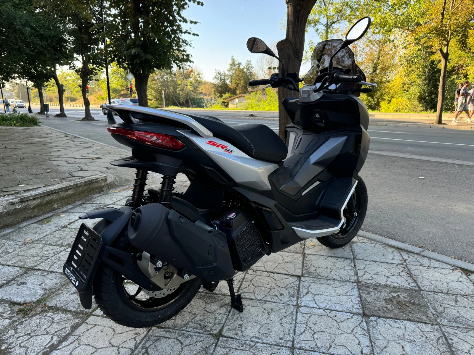 Aprilia Sr GT 200 Grey - изображение 4