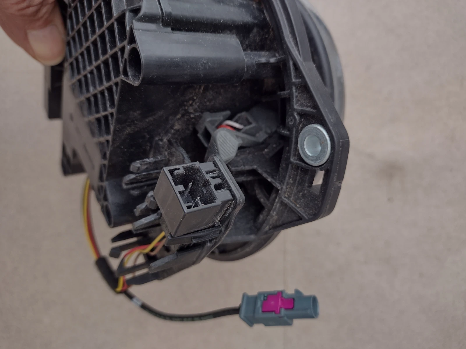 2GA827469L      VW T-ROC   2GA 827 469 L  | Mobile.bg   4