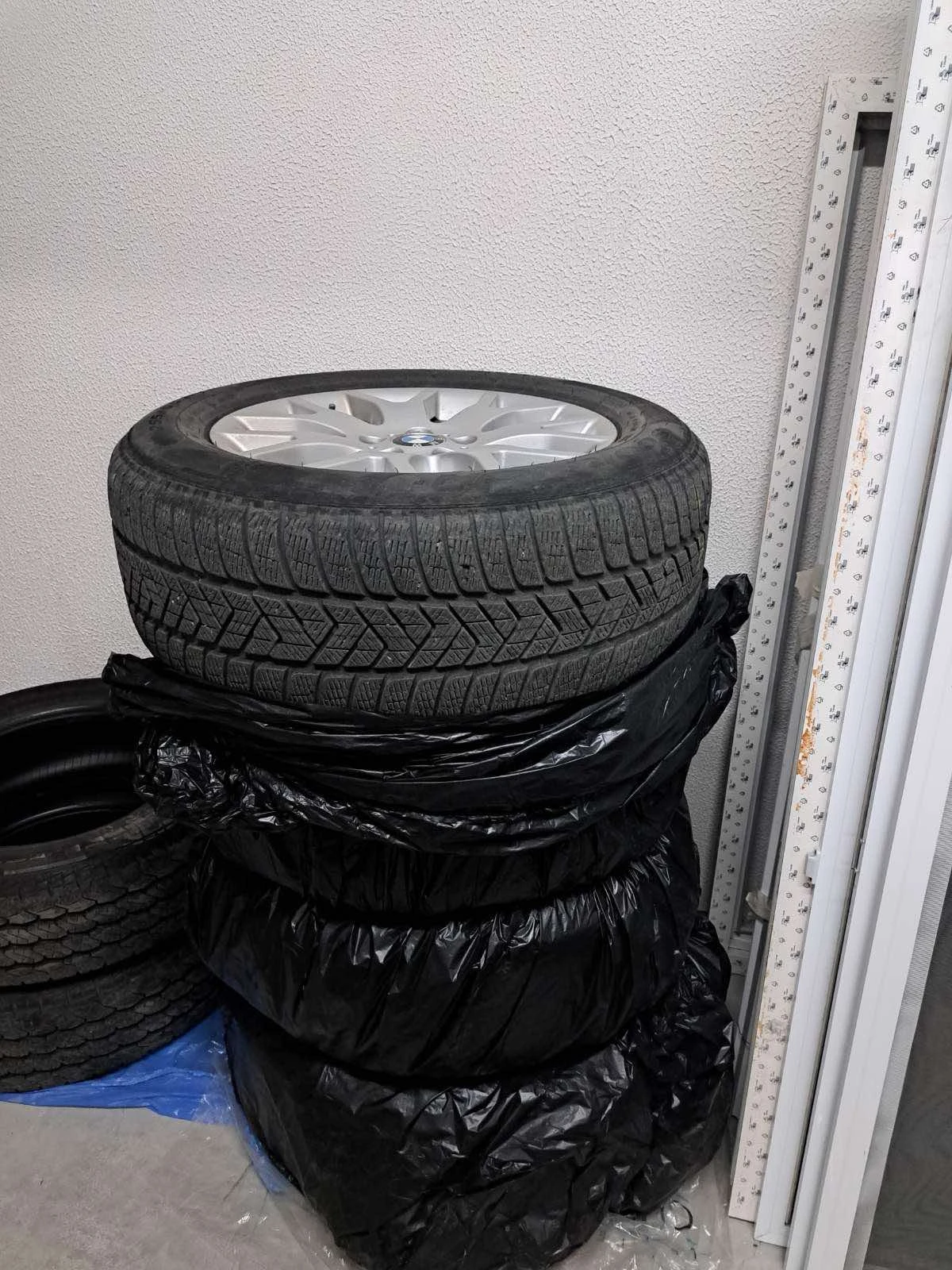 ���� � ������ 225/45R18 | Mobile.bg � ����������� 2
