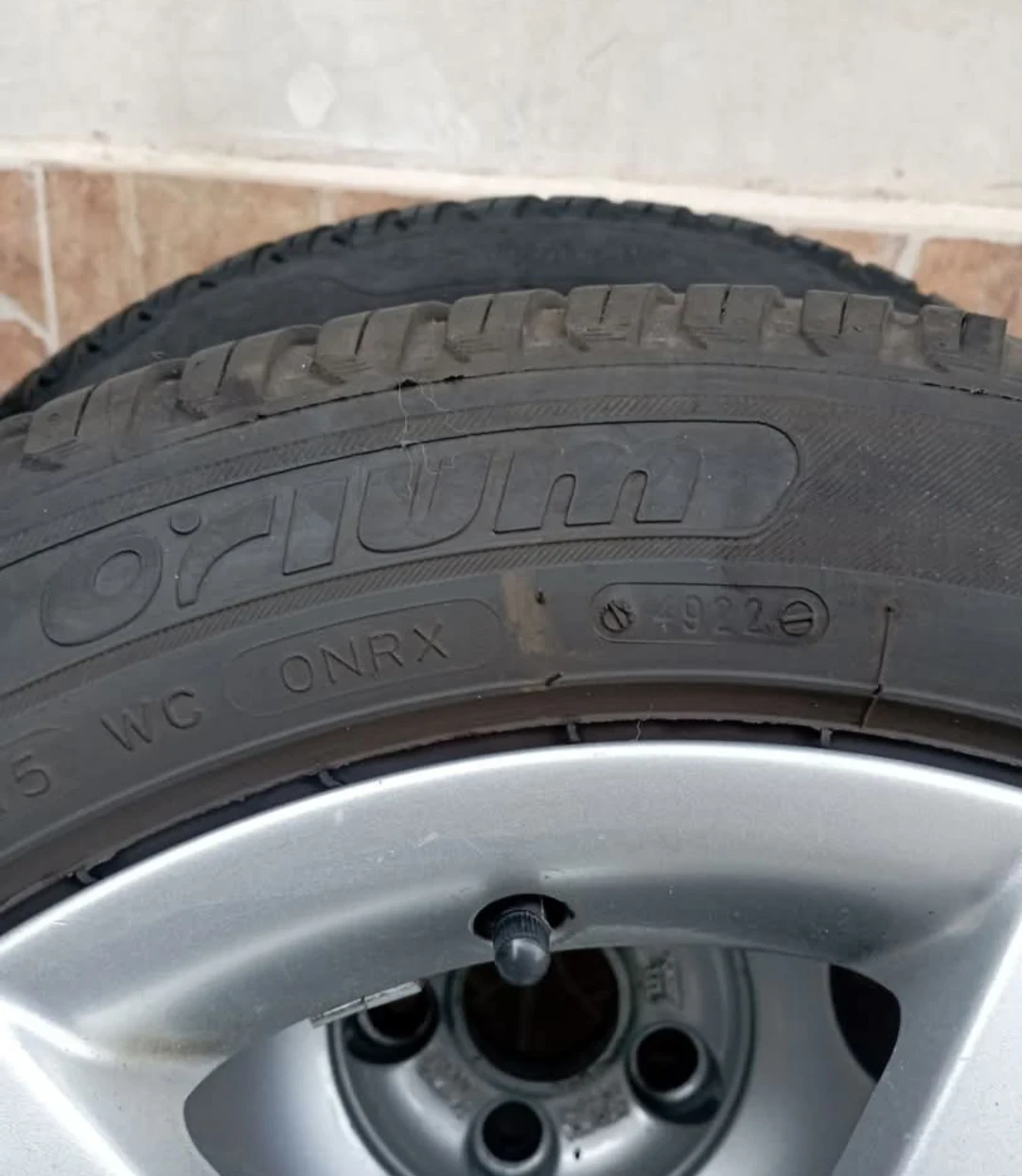 Гуми Всесезонни 205/55R16, снимка 9 - Гуми и джанти - 53936898