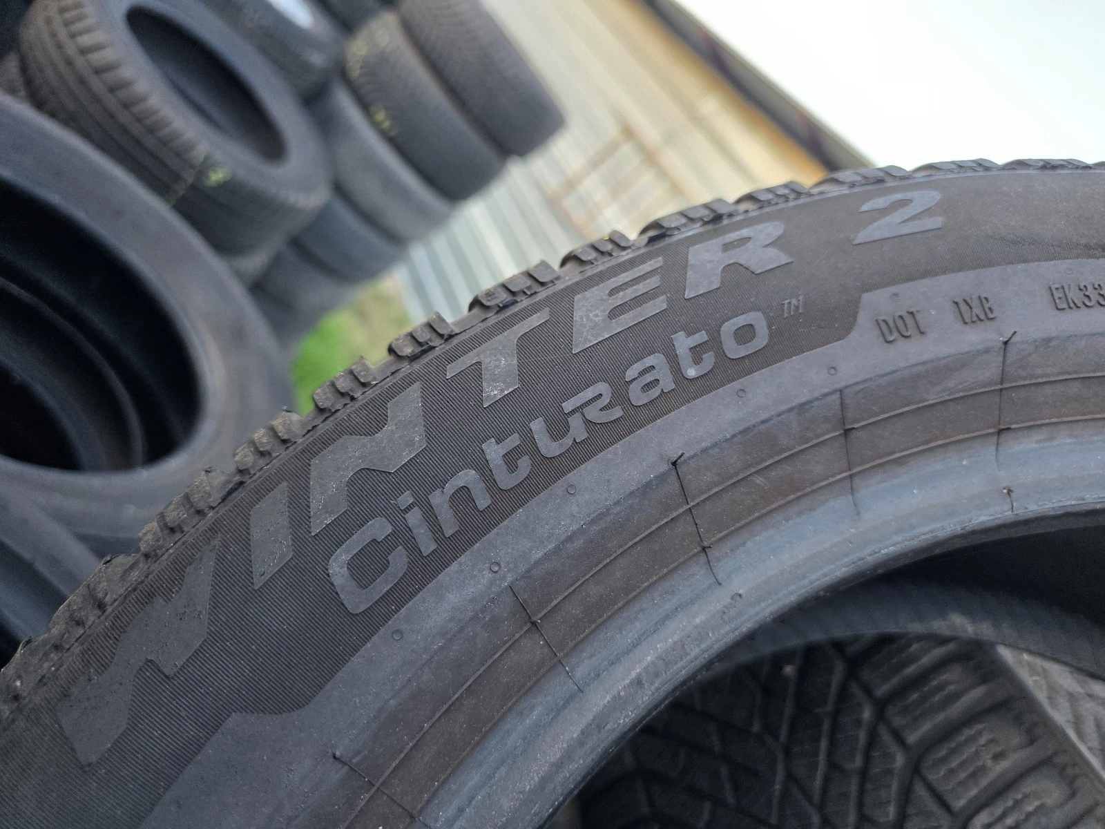 Гуми Зимни 235/55R17, снимка 6 - Гуми и джанти - 56725866