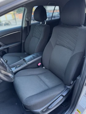 Toyota Avensis 2.0 Executive/Keyless/Камера/Адаптивни Фарове, снимка 12