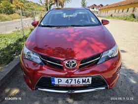 Toyota Auris, снимка 2