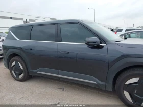 Kia EV9 Light Long Range, снимка 13