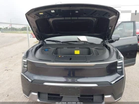 Kia EV9 Light Long Range, снимка 10