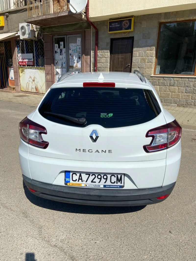 Renault Megane Комби, снимка 6 - Автомобили и джипове - 47224331