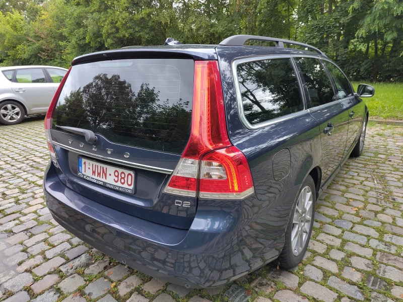 Volvo V70 1.6 D2, снимка 4 - Автомобили и джипове - 47219930