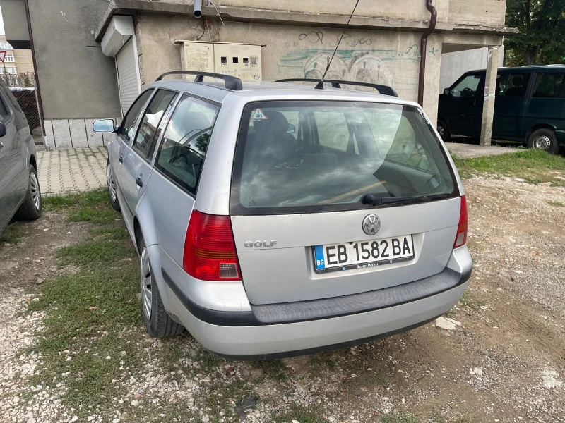 VW Golf, снимка 4 - Автомобили и джипове - 47324371