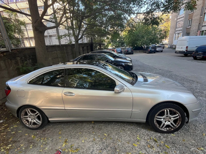 Mercedes-Benz C 220, снимка 7 - Автомобили и джипове - 47863708