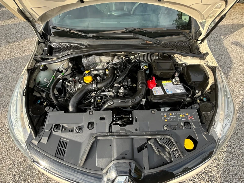 Renault Clio 0.9 TCe, снимка 14 - Автомобили и джипове - 47452201