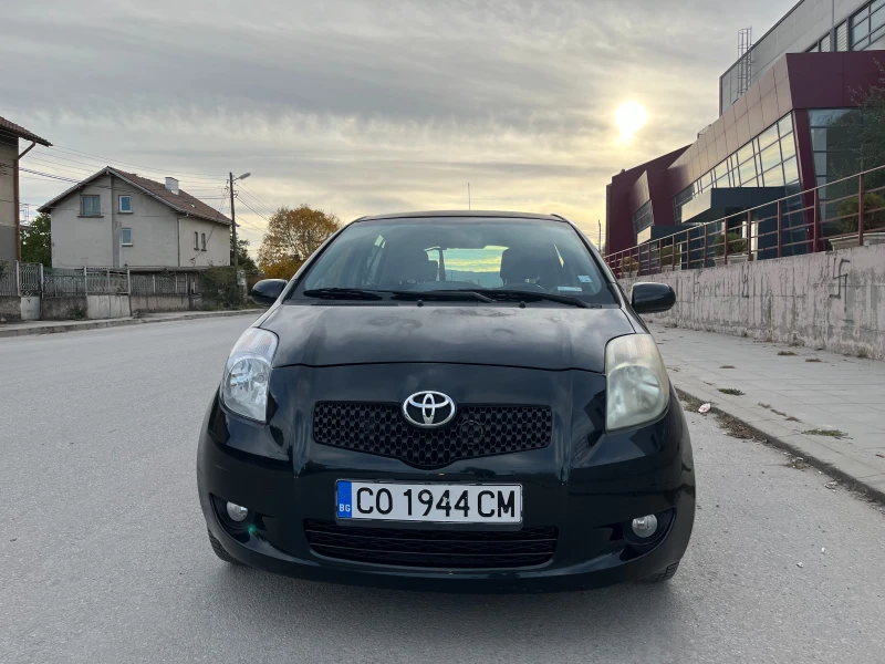 Toyota Yaris, снимка 4 - Автомобили и джипове - 47621754