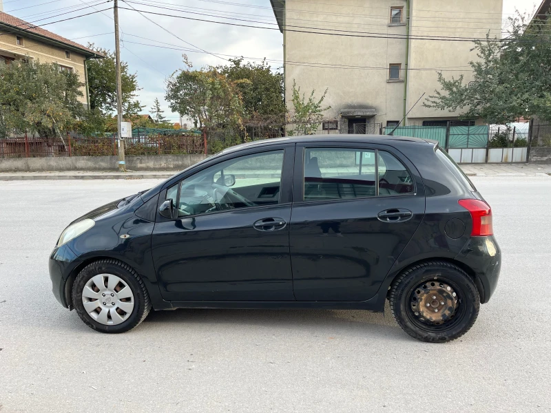 Toyota Yaris, снимка 7 - Автомобили и джипове - 47621754