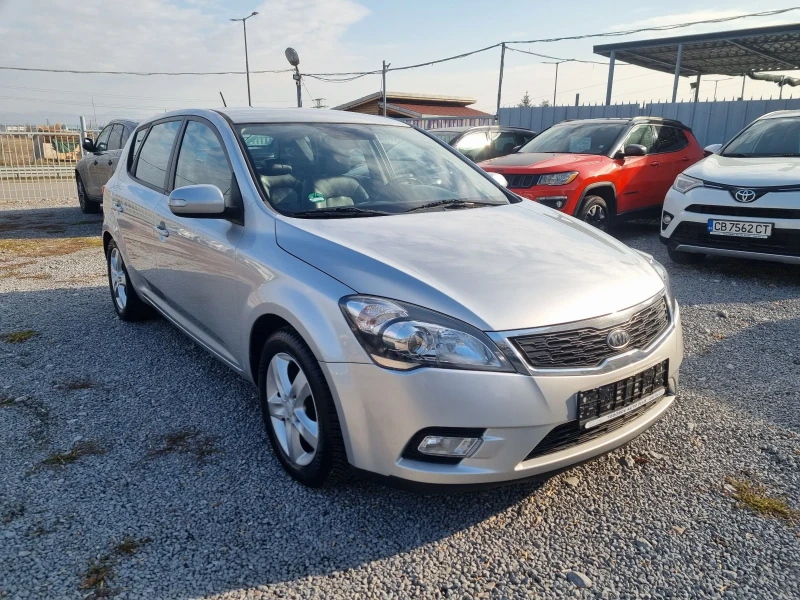 Kia Ceed 1.6 Edition 7 * АВТОМАТИК* ГАЗ* EURO 5* , снимка 4 - Автомобили и джипове - 48140278