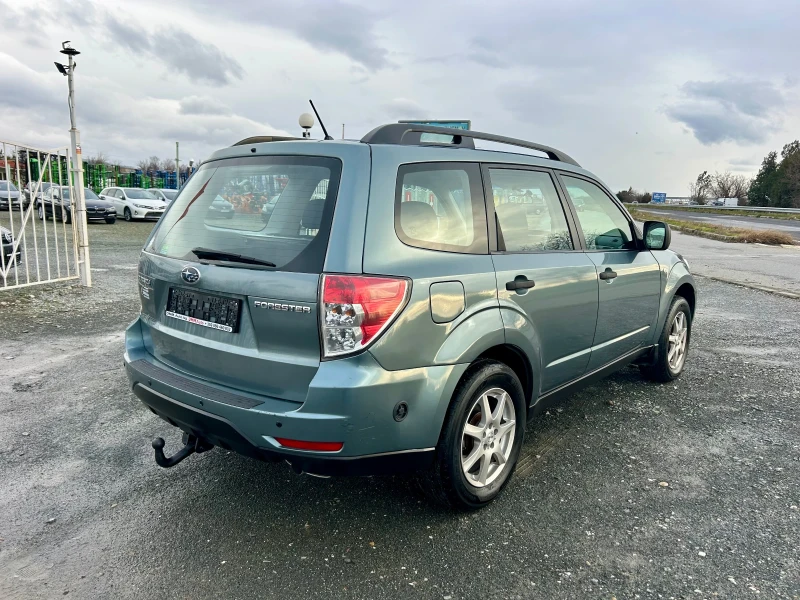 Subaru Forester 2.0-150кс * БЕНЗИН-ГАЗ* FACELIFT / РЕАЛНИ КИЛОМЕТР, снимка 4 - Автомобили и джипове - 48458074