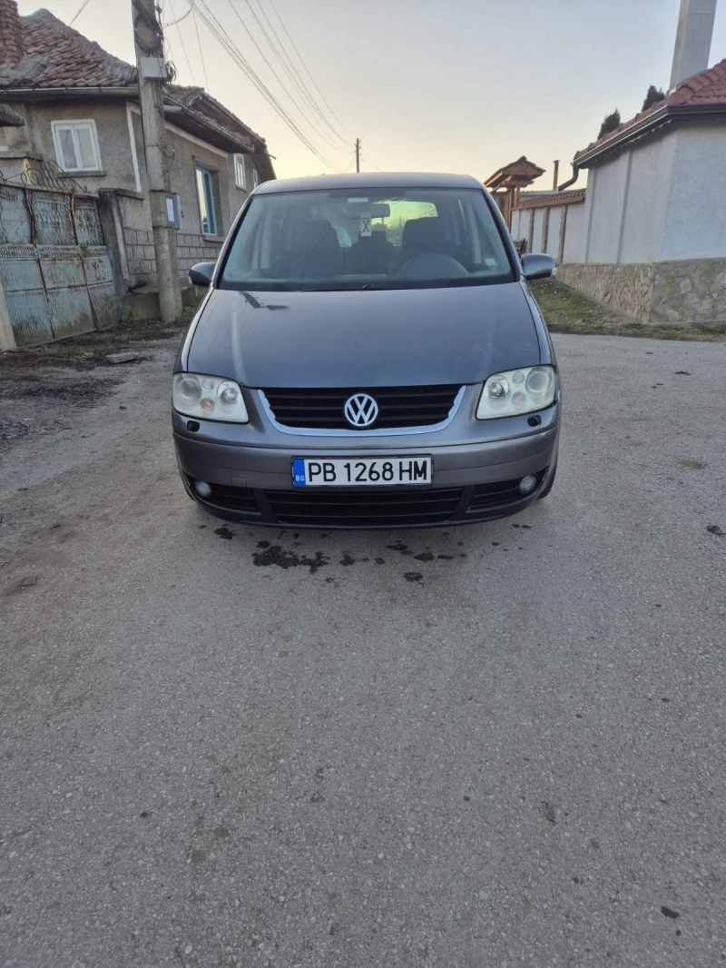 VW Touran, снимка 1 - Автомобили и джипове - 48741527