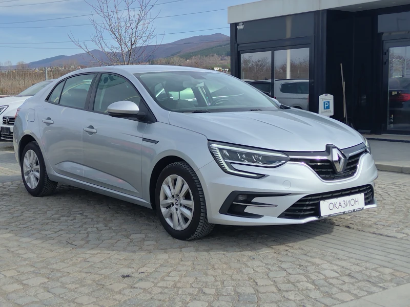 Renault Megane 1.3 TCe/ 140к.с., снимка 3 - Автомобили и джипове - 49468155