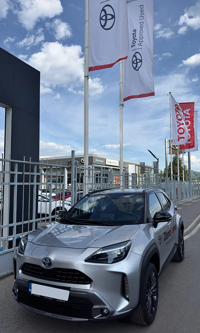 Toyota Yaris Cross Adventure / Кожен интериор / 10 години ГАРАНЦИЯ , снимка 3 - Автомобили и джипове - 51918356