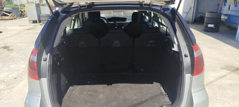 Citroen C4 Picasso, снимка 17 - Автомобили и джипове - 52431715