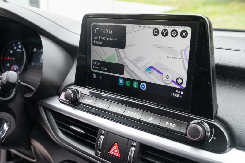 Kia Forte 5 , снимка 14 - Автомобили и джипове - 52732334