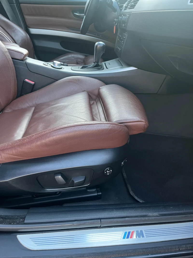 BMW 330, снимка 11 - Автомобили и джипове - 52920939