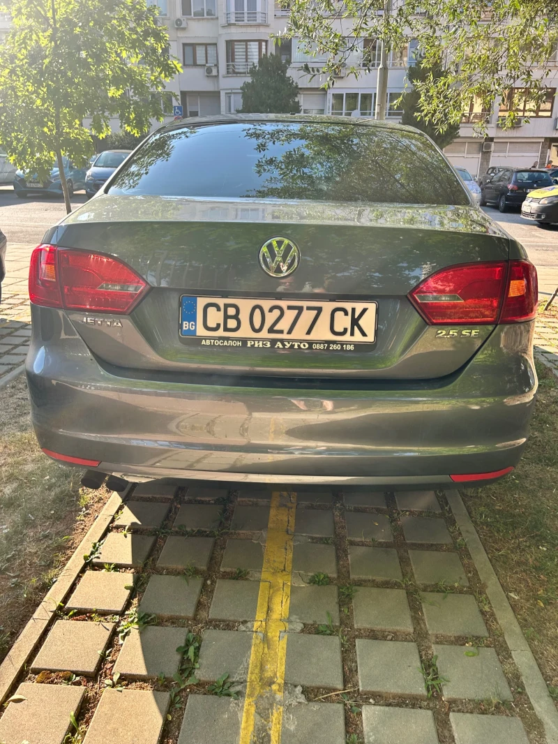 VW Jetta 2.5 SE, снимка 10 - Автомобили и джипове - 53218448