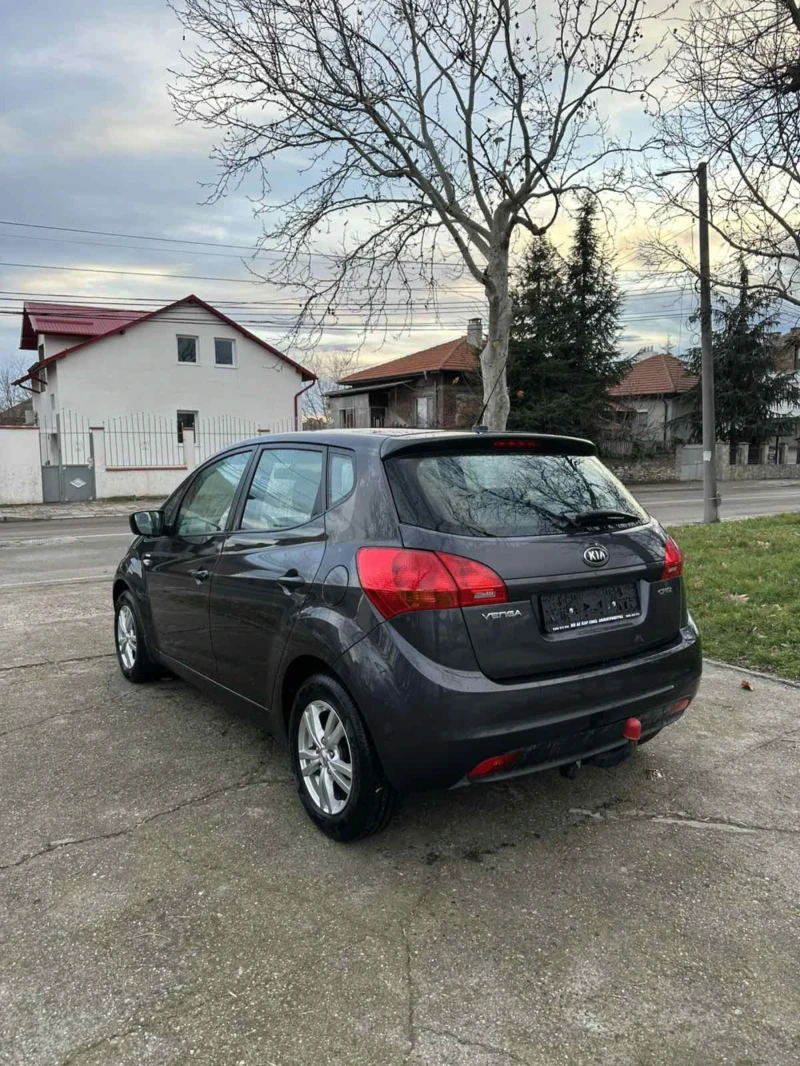 Kia Venga, снимка 6 - Автомобили и джипове - 53263857