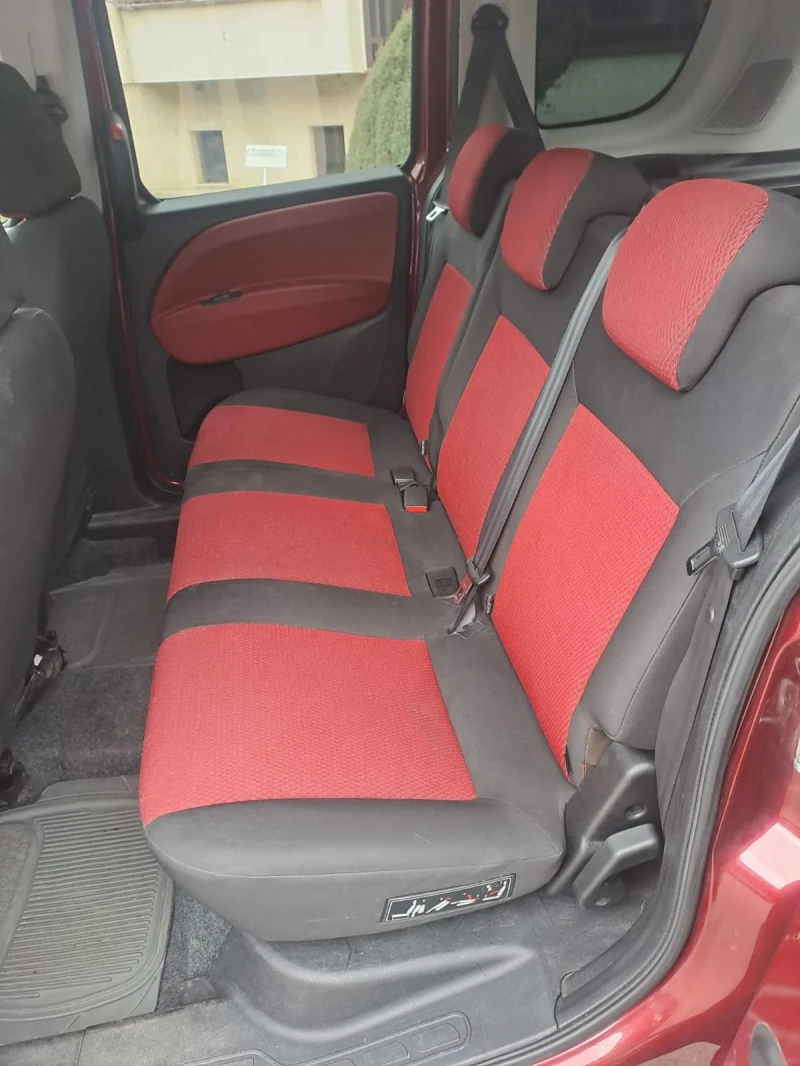 Fiat Doblo Италия, снимка 9 - Автомобили и джипове - 53416452