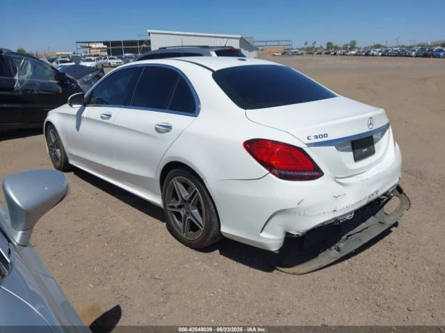 Mercedes-Benz C 300  - изображение 5