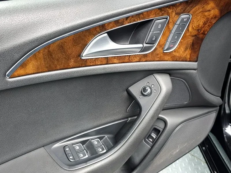 Audi A6, снимка 17 - Автомобили и джипове - 56159181